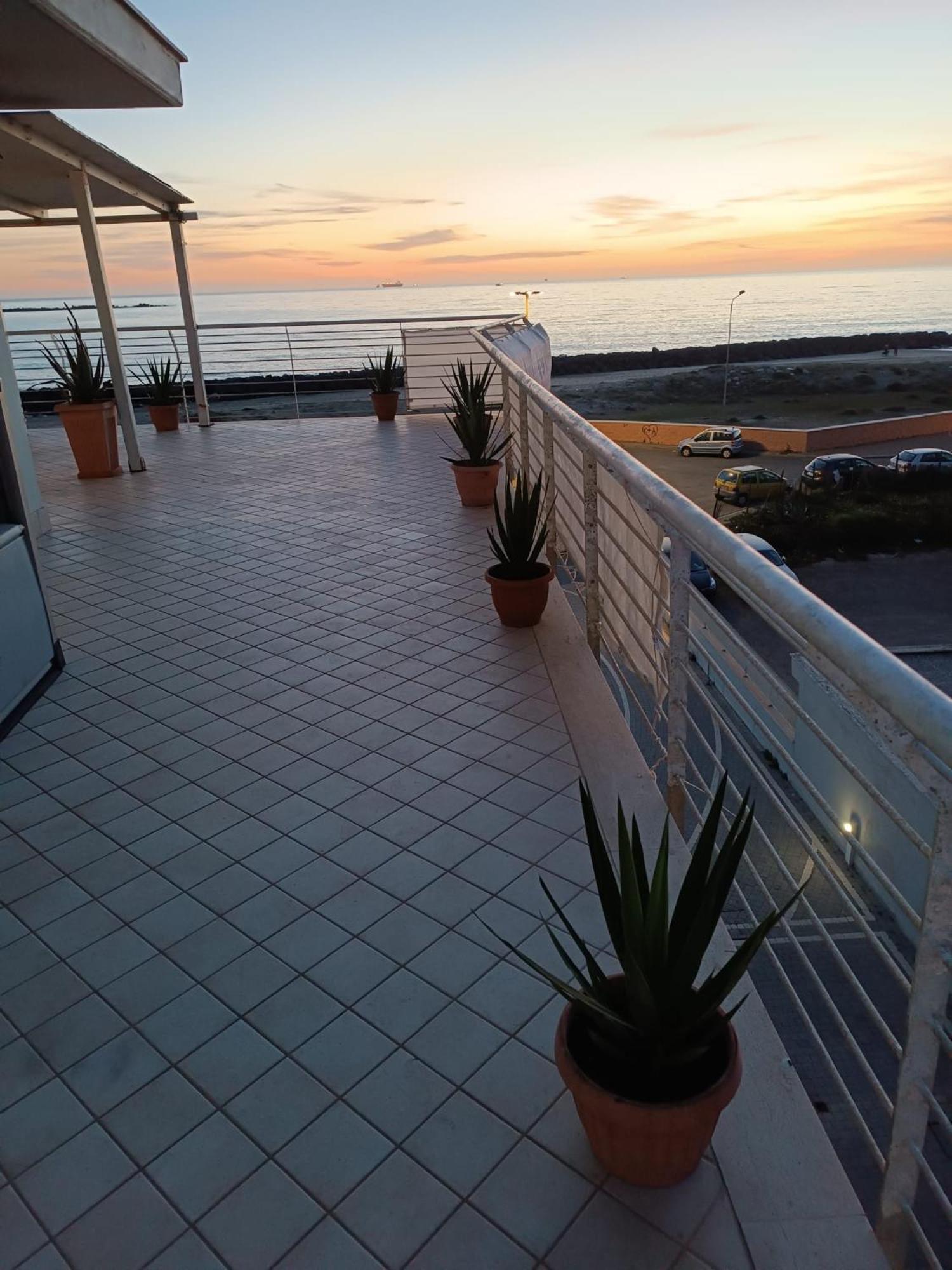Armareaoverseassuites 1 Fiumicino Exterior foto